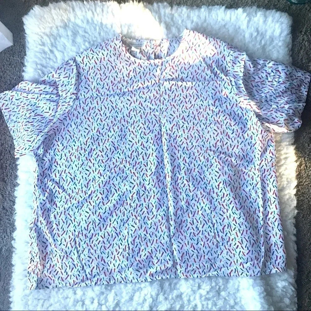 Vintage Impressions Woman 80s style blouse—Size 18 - Picture 7 of 8